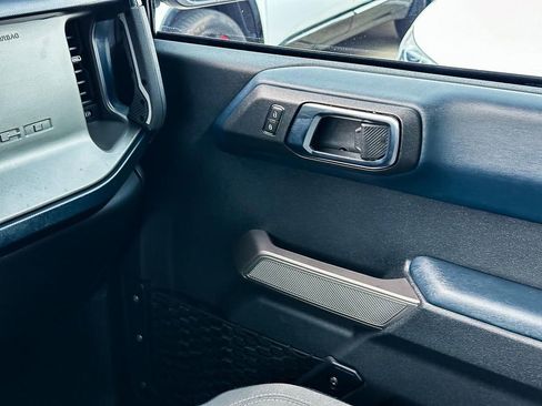 Used 2022 Ford Bronco Outer Banks image 28
