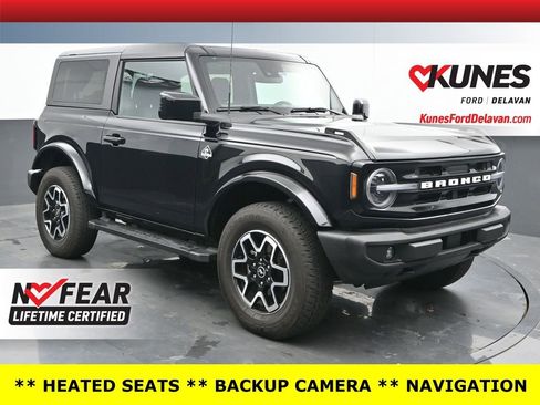 Used 2022 Ford Bronco Outer Banks image 1