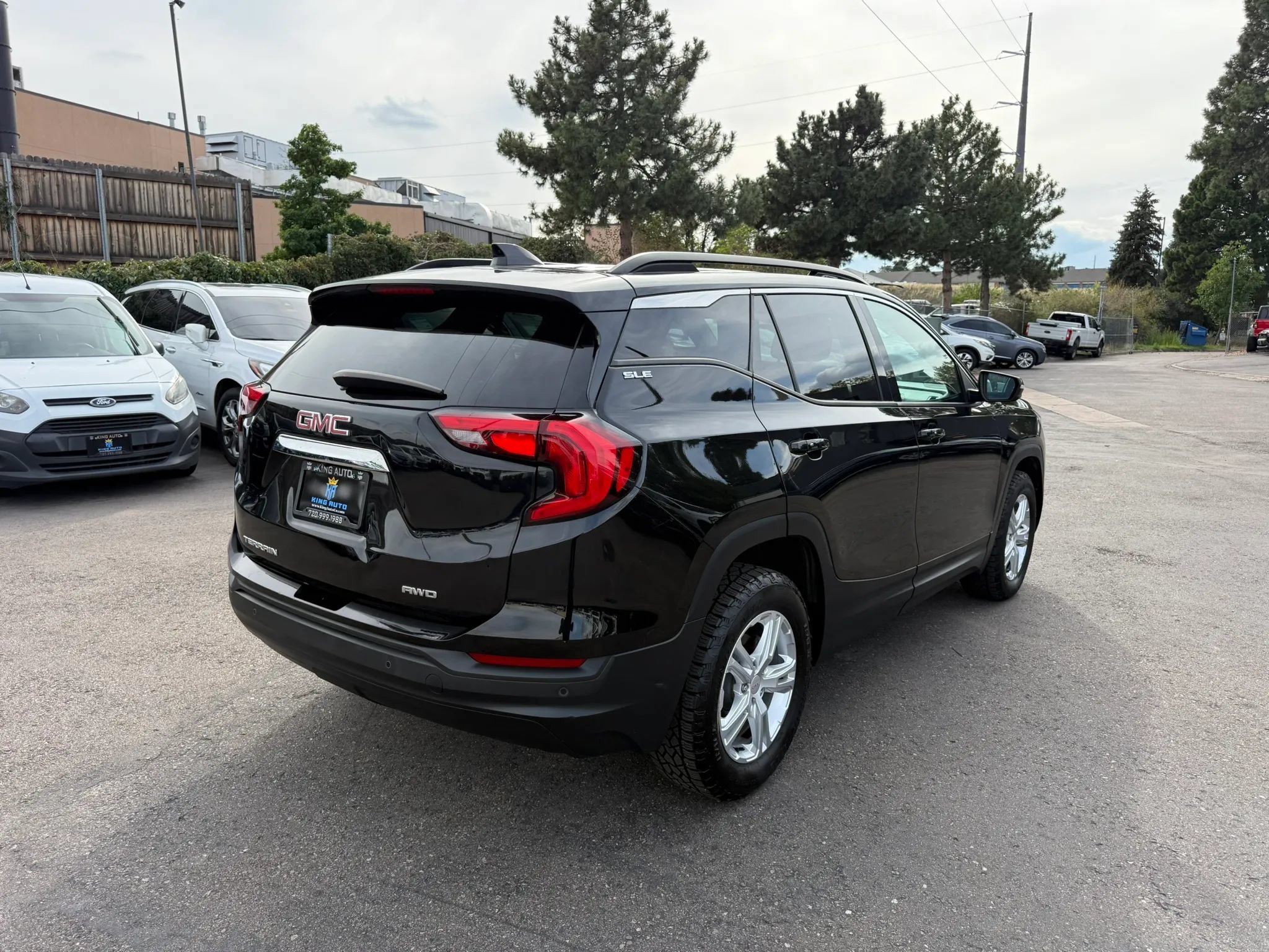 Used 2018 GMC Terrain SLE w/ Driver Convenience Package AWD/4WD image 7