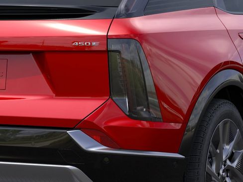 New 2026 Cadillac Optiq Luxury 1 RWD image 11