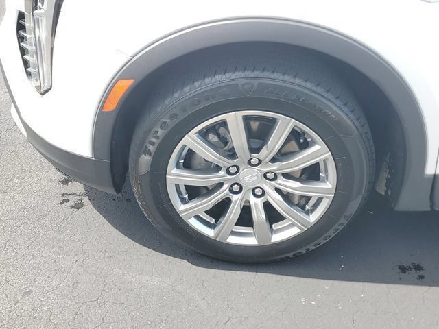 Certified 2022 Cadillac XT4 Premium Luxury w/ Safety Alert Package FWD image 12