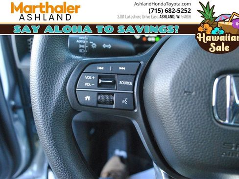 Used 2025 Honda CR-V EX image 19
