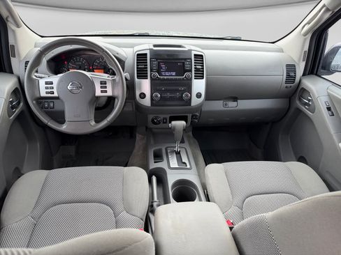Used 2017 Nissan Frontier SV AWD/4WD image 15
