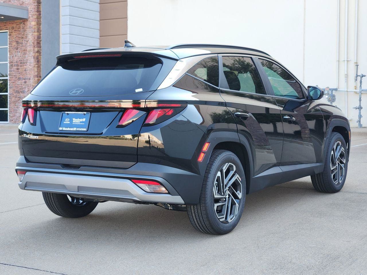 New 2026 Hyundai Tucson SEL Plus FWD image 4