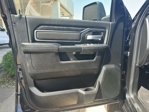 Used 2024 RAM 2500 Big Horn w/ Bed Utility Group AWD/4WD image 14