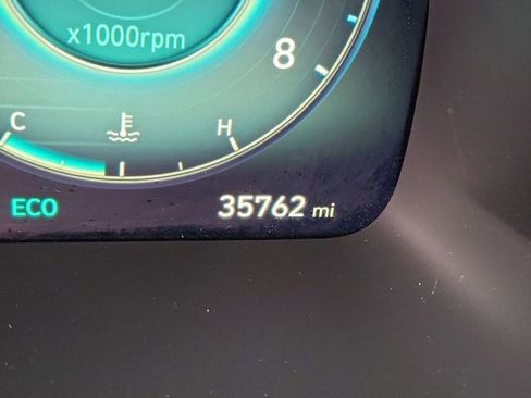 Used 2023 Hyundai Palisade SEL w/ Premium Package image 11