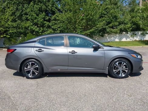 Used 2022 Nissan Sentra SV w/ All-Weather Package FWD image 3