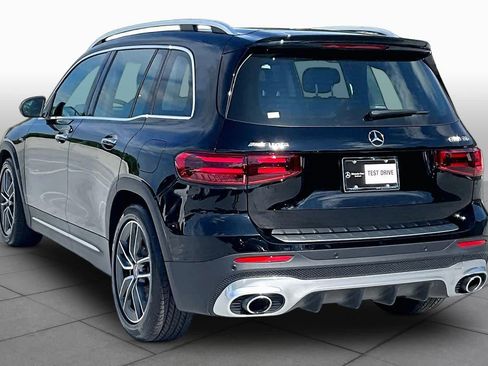 Used 2025 Mercedes-Benz GLB 35 AMG 4MATIC image 12