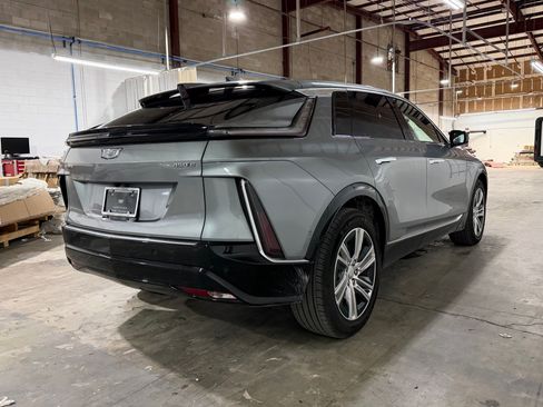 Certified 2024 Cadillac Lyriq Tech w/ Driver Assist Package RWD image 8