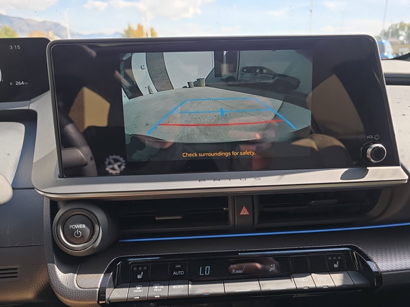Used 2024 Toyota Prius XLE AWD/4WD image 14