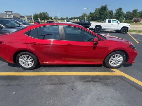 Used 2025 Toyota Camry LE FWD image 3