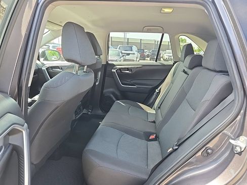 Used 2025 Toyota RAV4 XLE FWD image 14