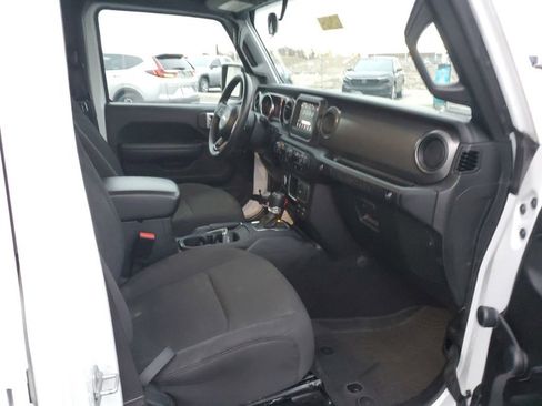 Used 2023 Jeep Wrangler Sport image 30