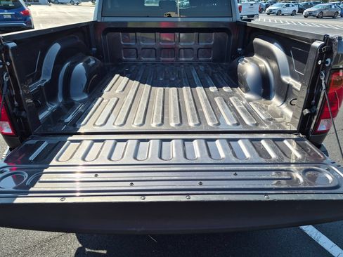 Used 2024 RAM 1500 Classic SLT AWD/4WD image 32