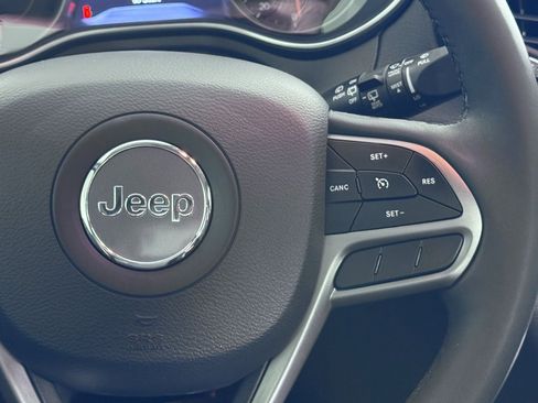 Used 2022 Jeep Cherokee Latitude Lux image 23