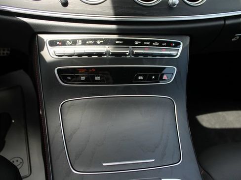 Used 2022 Mercedes-Benz E 53 AMG 4MATIC Sedan image 17