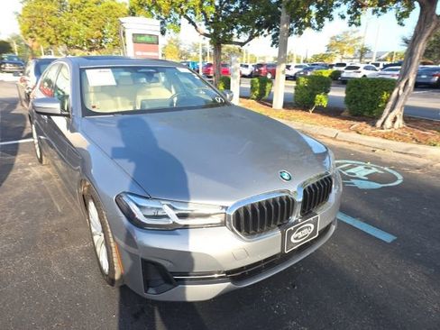 Used 2023 BMW 530i image 1