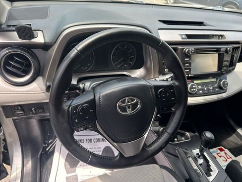 Used 2018 Toyota RAV4 XLE AWD/4WD image 28