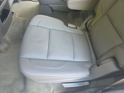 Used 2015 Chevrolet Tahoe LTZ RWD image 22