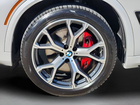Used 2023 BMW X5 xDrive40i w/ Executive Package AWD/4WD image 36
