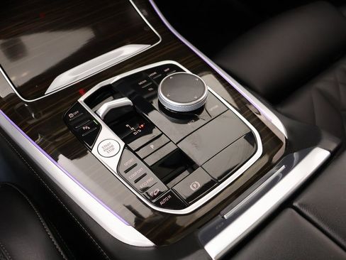 Certified 2024 BMW X5 xDrive40i w/ Premium Package image 9