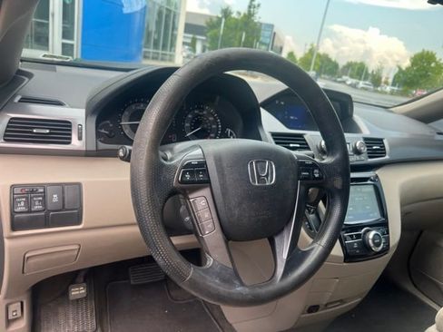 Used 2014 Honda Odyssey EX image 15