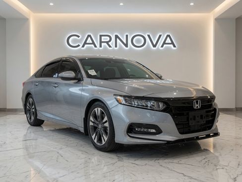 Used 2018 Honda Accord Sport image 1