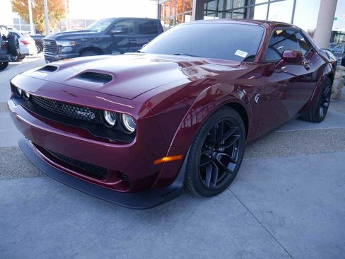 Used 2023 Dodge Challenger SRT Hellcat image 4
