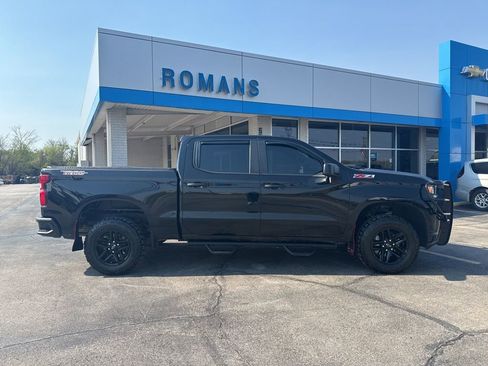 Used 2021 Chevrolet Silverado 1500 Custom Trail Boss image 2