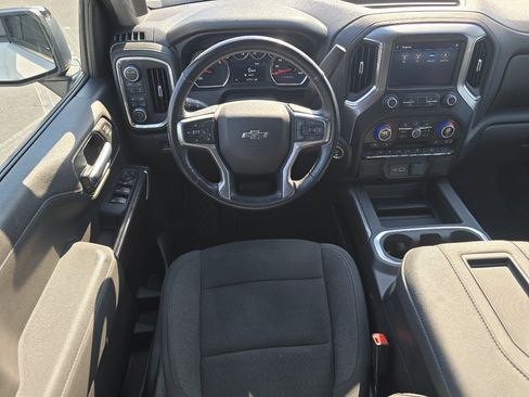 Used 2022 Chevrolet Silverado 1500 RST AWD/4WD image 31