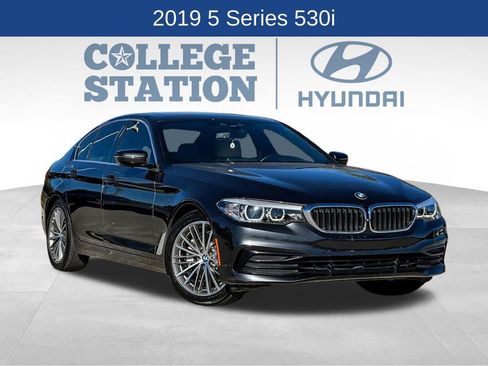 Used 2019 BMW 530i w/ Premium Package image 1
