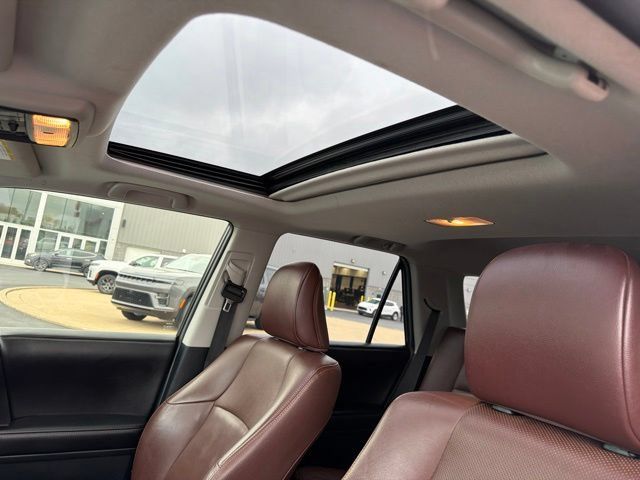 Used 2015 Toyota 4Runner Limited AWD/4WD image 17