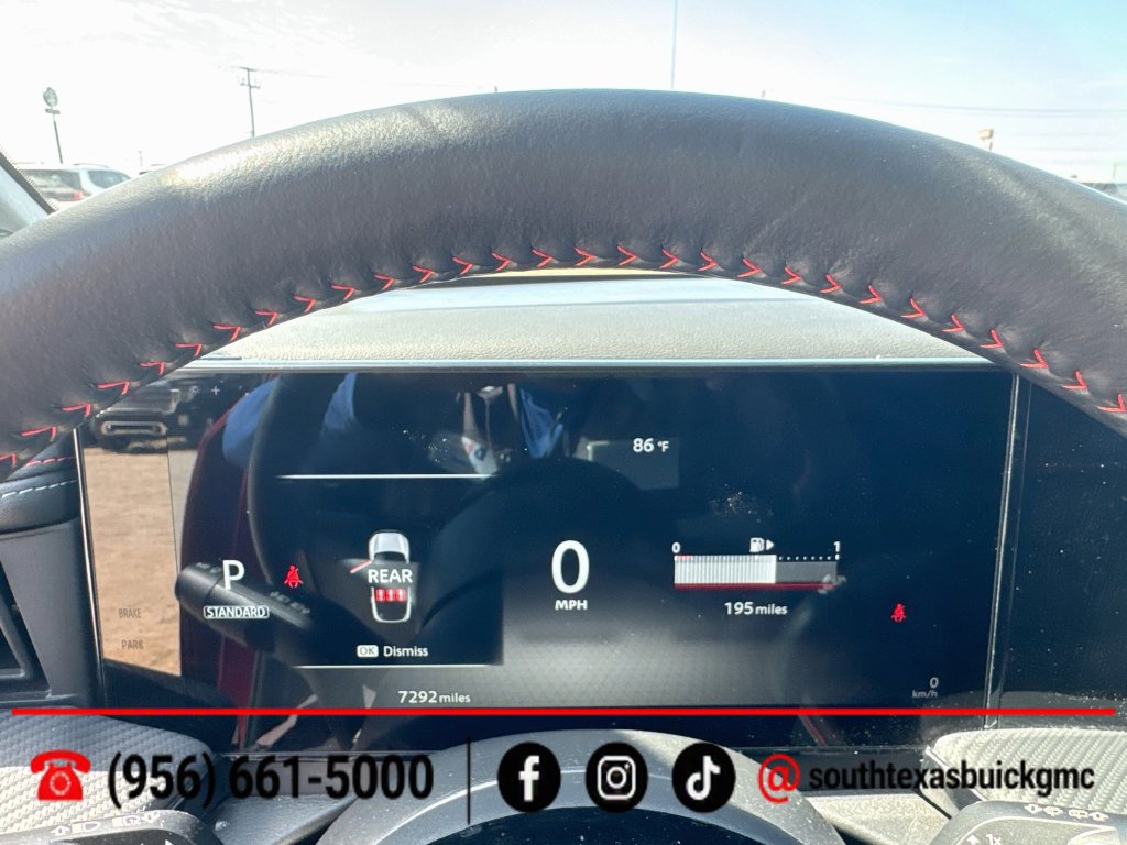 Used 2025 Nissan Kicks SR FWD image 15