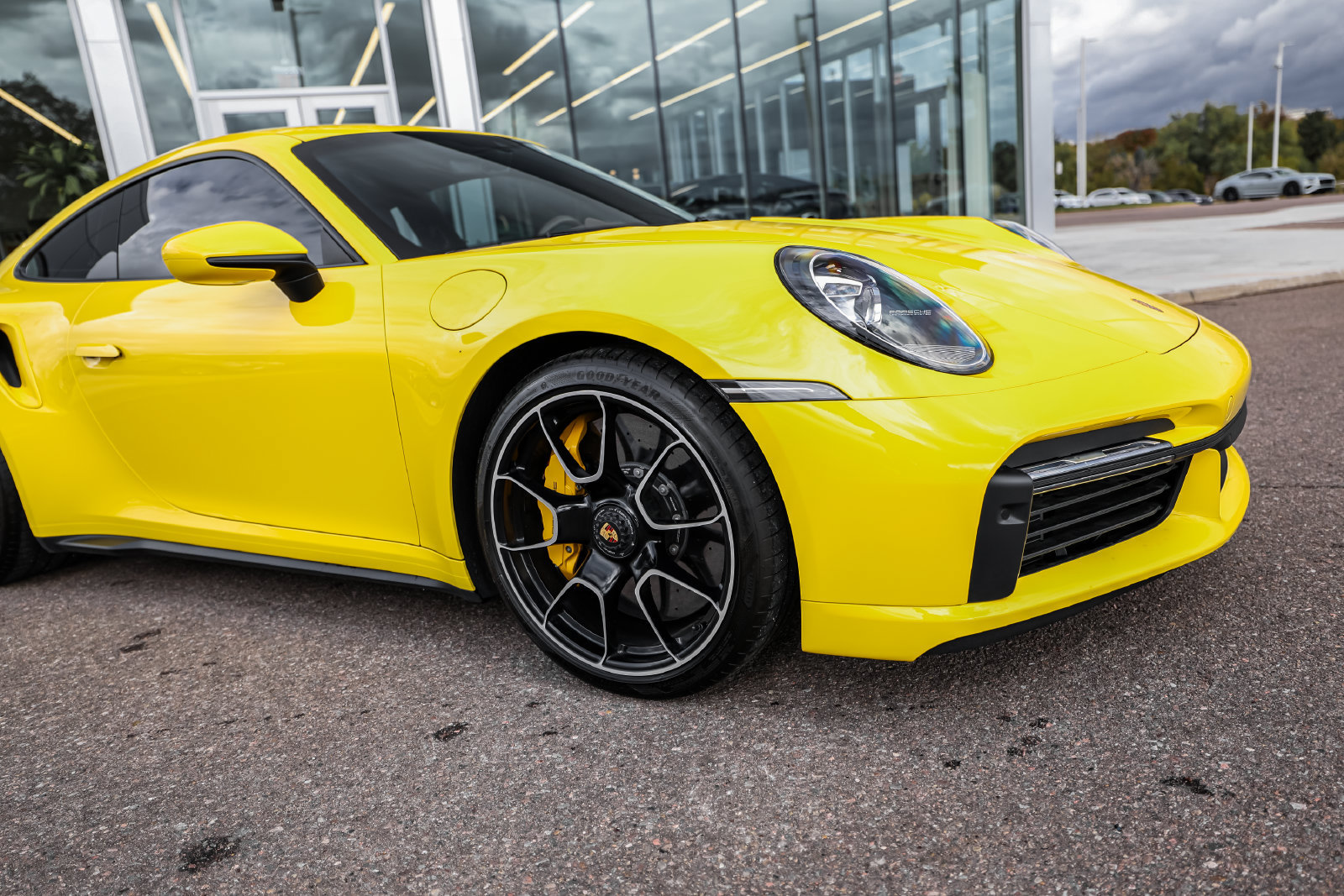 Used 2022 Porsche 911 Turbo S AWD/4WD image 18