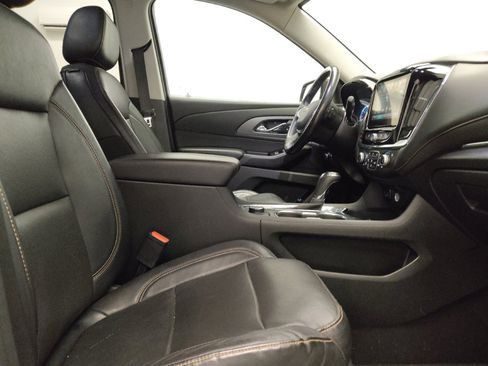 Used 2018 Chevrolet Traverse Premier AWD/4WD image 21
