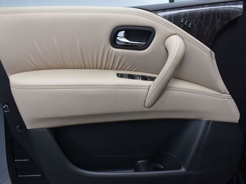 Used 2024 Nissan Armada Platinum w/ Captain's Chairs Package image 11