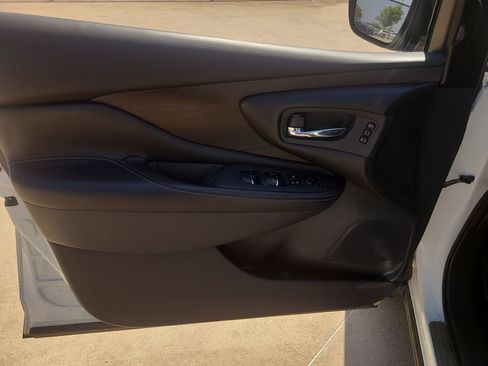Certified 2023 Nissan Murano Platinum w/ Cargo Package AWD/4WD image 18