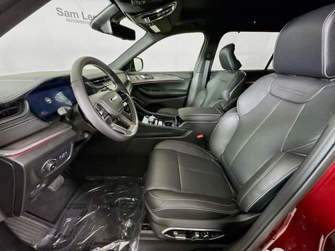 New 2025 Jeep Grand Cherokee L Overland image 21