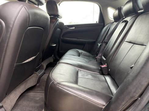 Used 2009 Chevrolet Impala LTZ FWD image 10