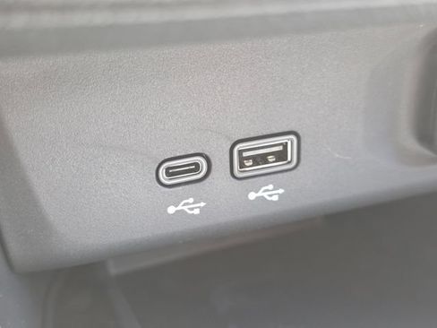 New 2026 Buick Envista Sport Touring w/ Convenience I Package FWD image 28