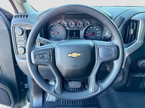 Used 2026 Chevrolet Silverado 1500 Custom Trail Boss AWD/4WD image 11