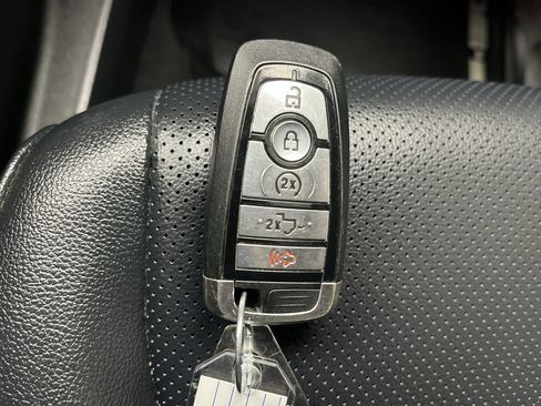 Certified 2023 Ford F150 Lariat w/ Equipment Group 502A High image 33