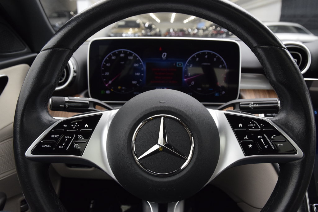 Used 2024 Mercedes-Benz C 300 Sedan image 23