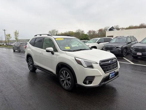 Used 2023 Subaru Forester Limited AWD/4WD image 3