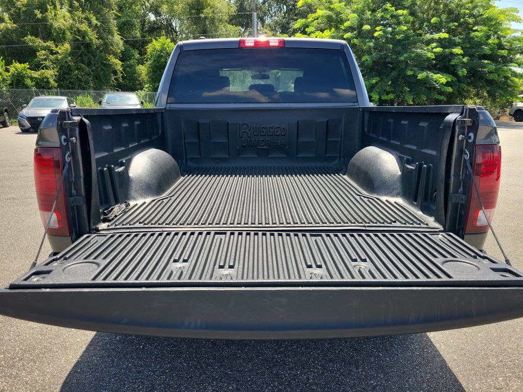 Used 2024 RAM 1500 Warlock RWD image 7
