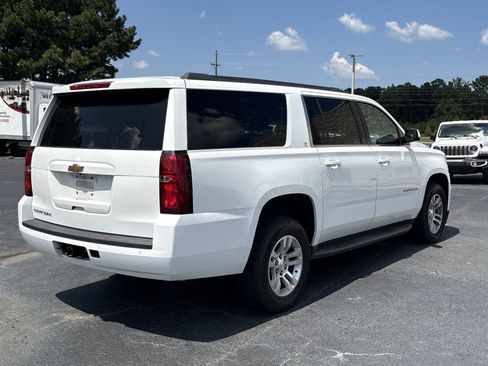Used 2020 Chevrolet Suburban LT RWD image 24