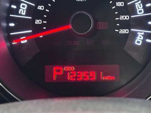 Used 2011 Kia Soul + FWD image 15