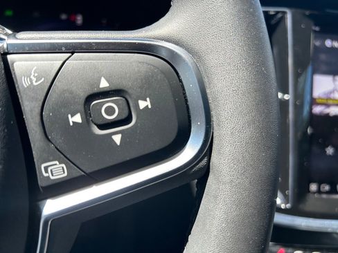 Certified 2024 Volvo S60 B5 Core image 21