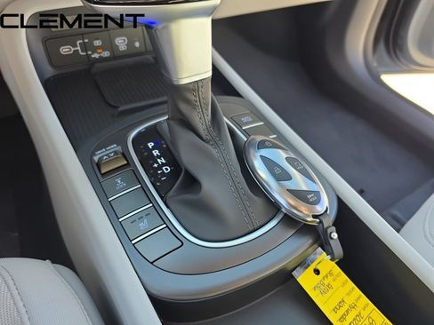Used 2026 Hyundai Kona SEL Sport AWD/4WD image 25