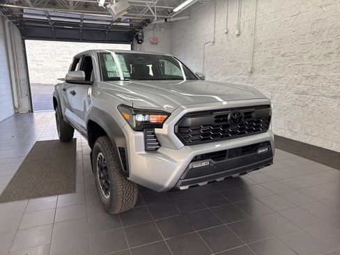 New 2026 Toyota Tacoma TRD Off-Road image 2